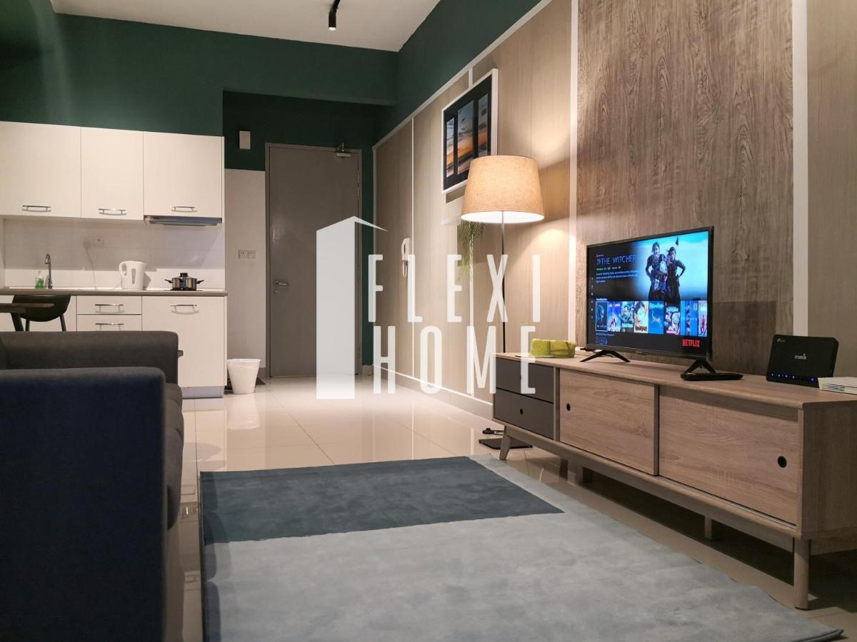 Netflix-Designed Studio Home At Cybersquare, Cyberjaya By Flexihome-My Exterior photo